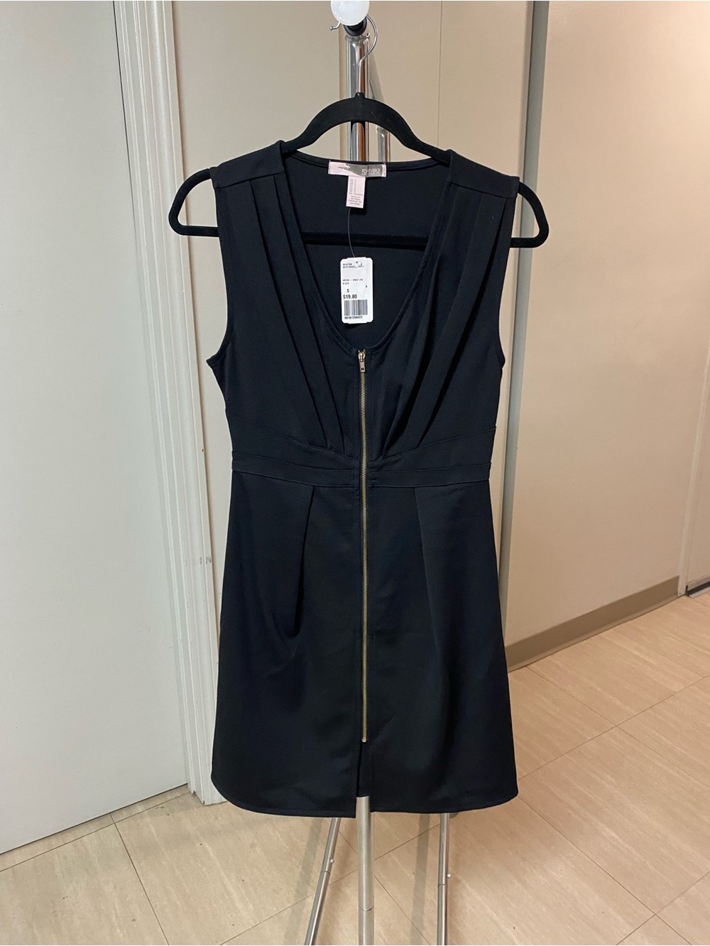 Forever 21 Black Sleeveless Zip-Front Mini Dress